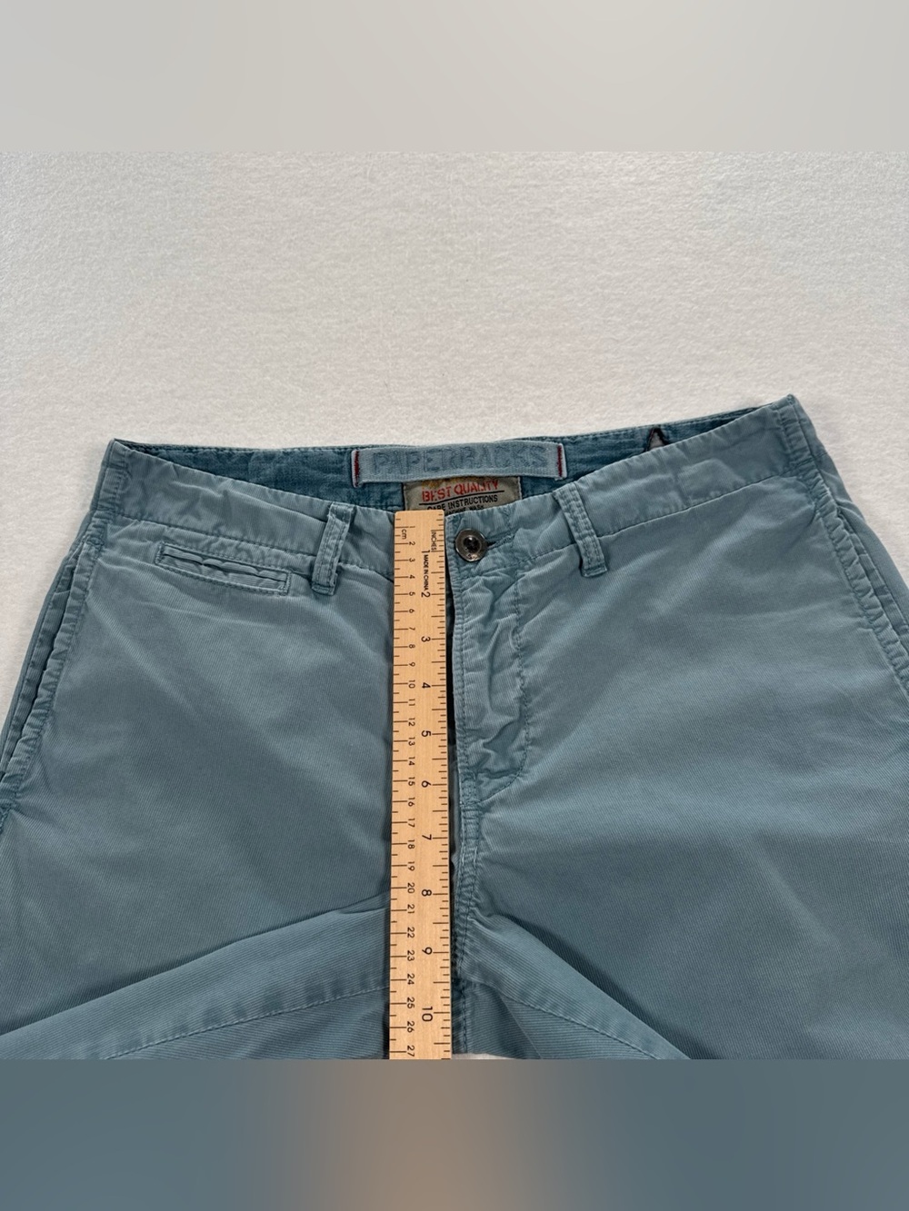 Paperbacks Flat Front Casual Shorts Size 29 Chino Surf Cali Long Raw Hem Bermuda - Picture 4 of 12